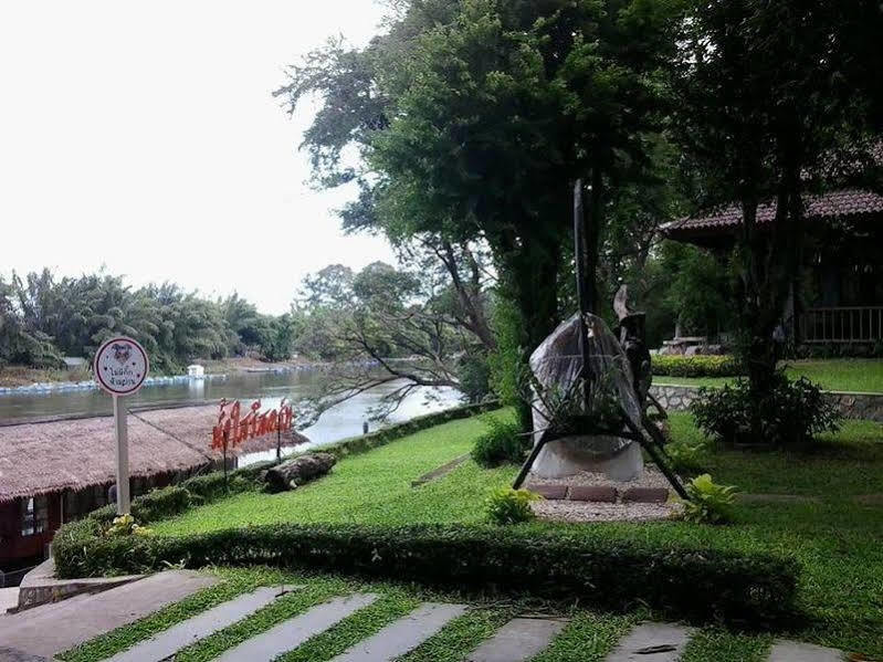 Namsai Resort Kanchanaburi Eksteriør billede